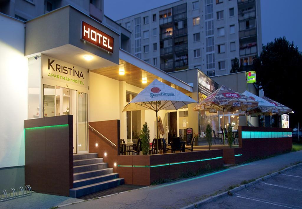 Hotel Kristina Dubnica nad Váhom Zewnętrze zdjęcie